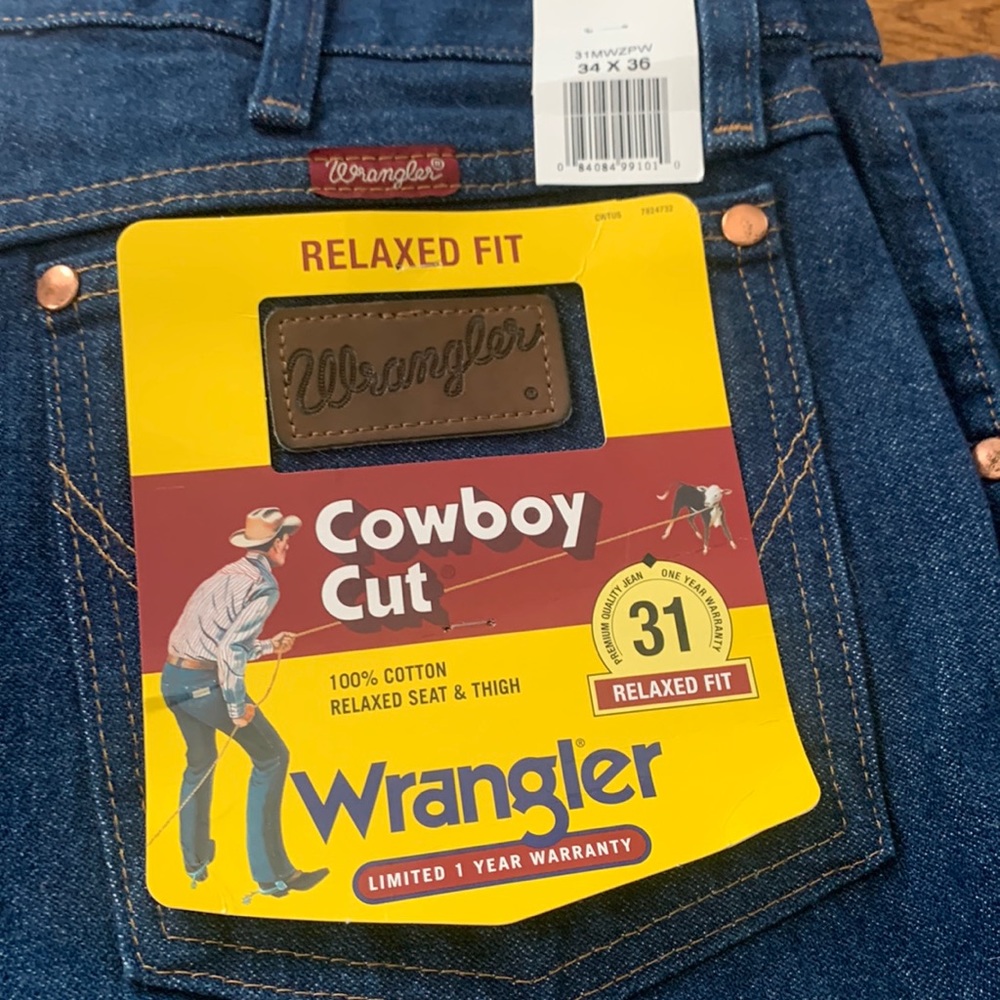 Wrangler relaxed fit jeans